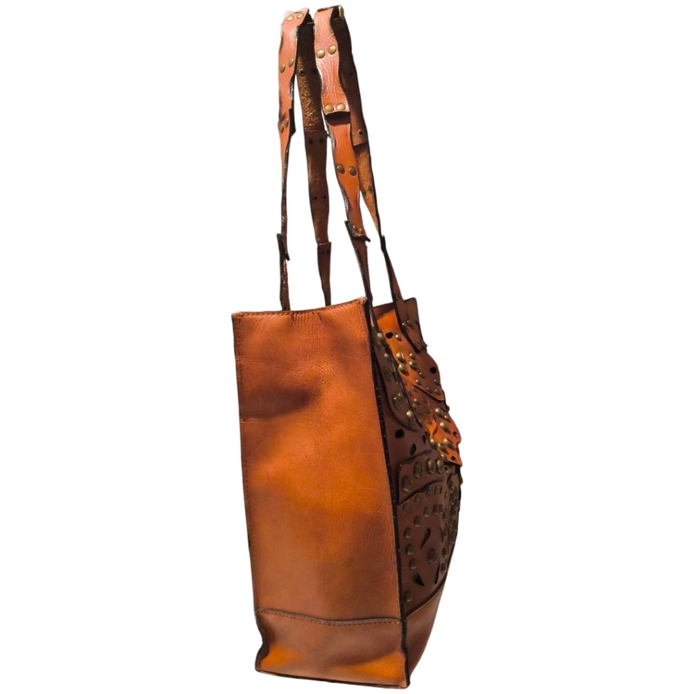 Patricia Nash Studded Link Perforated Toscano Tote Bag in Cognac Brown EUC - Picture 6 of 16